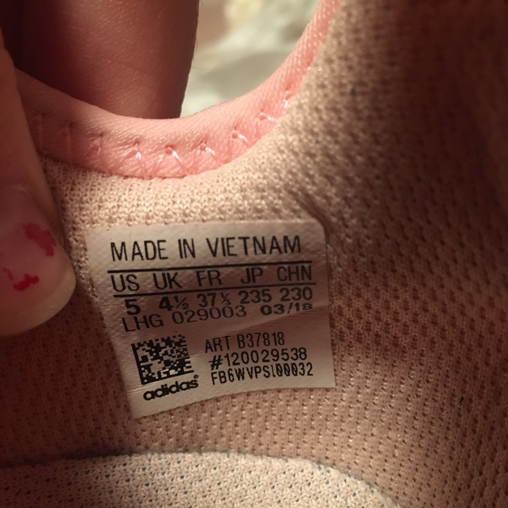 Adidas - Picture 3 of 3